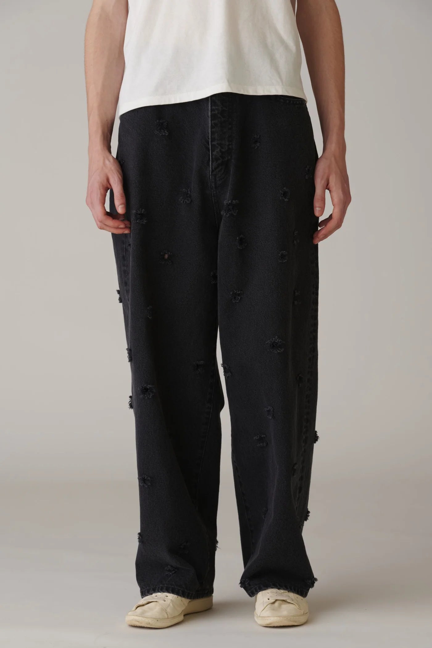 INSCRIRE - Dot Hole Denim Pants - BLACK USED