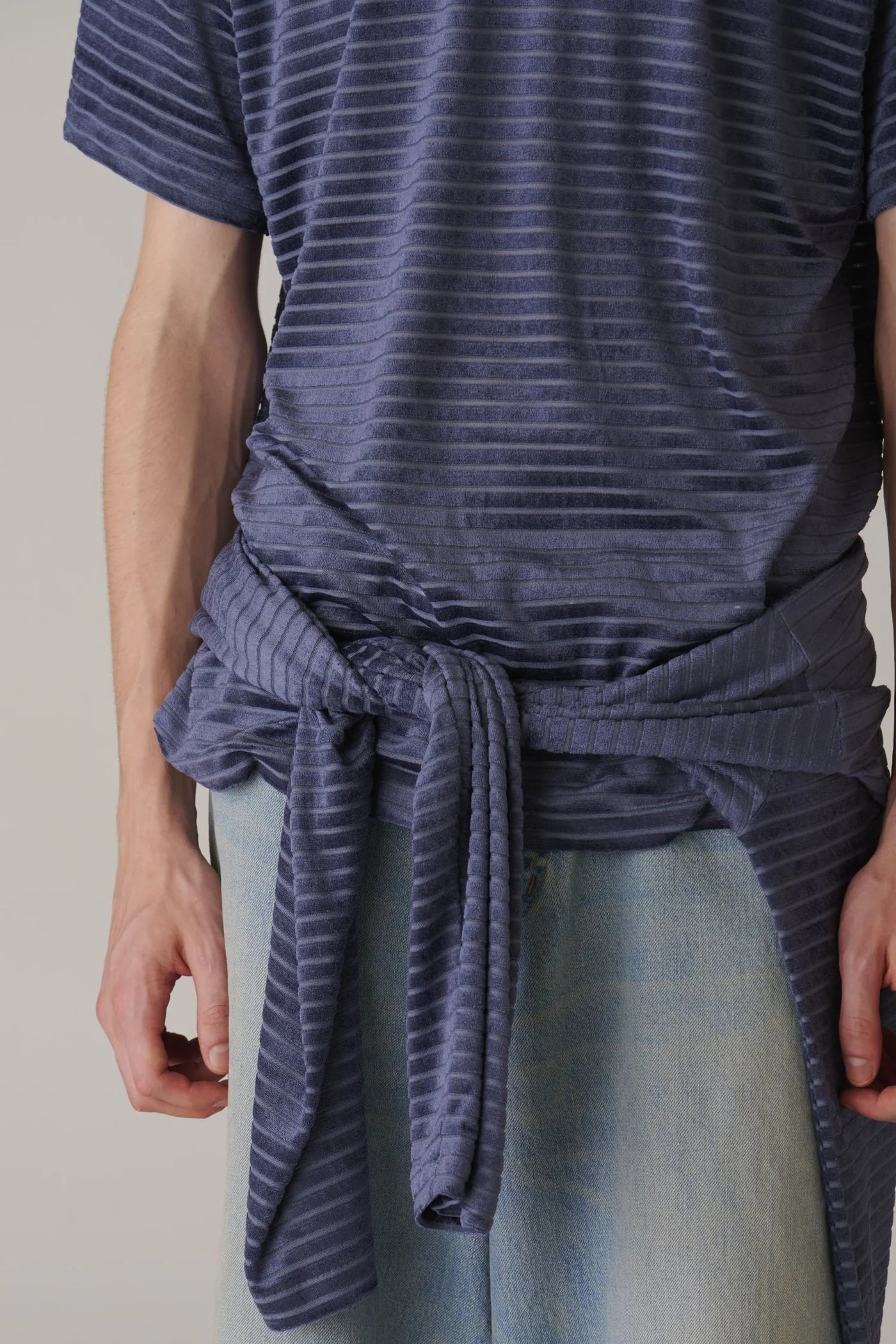 INSCRIRE - Velour Border T-Shirt - BLUE