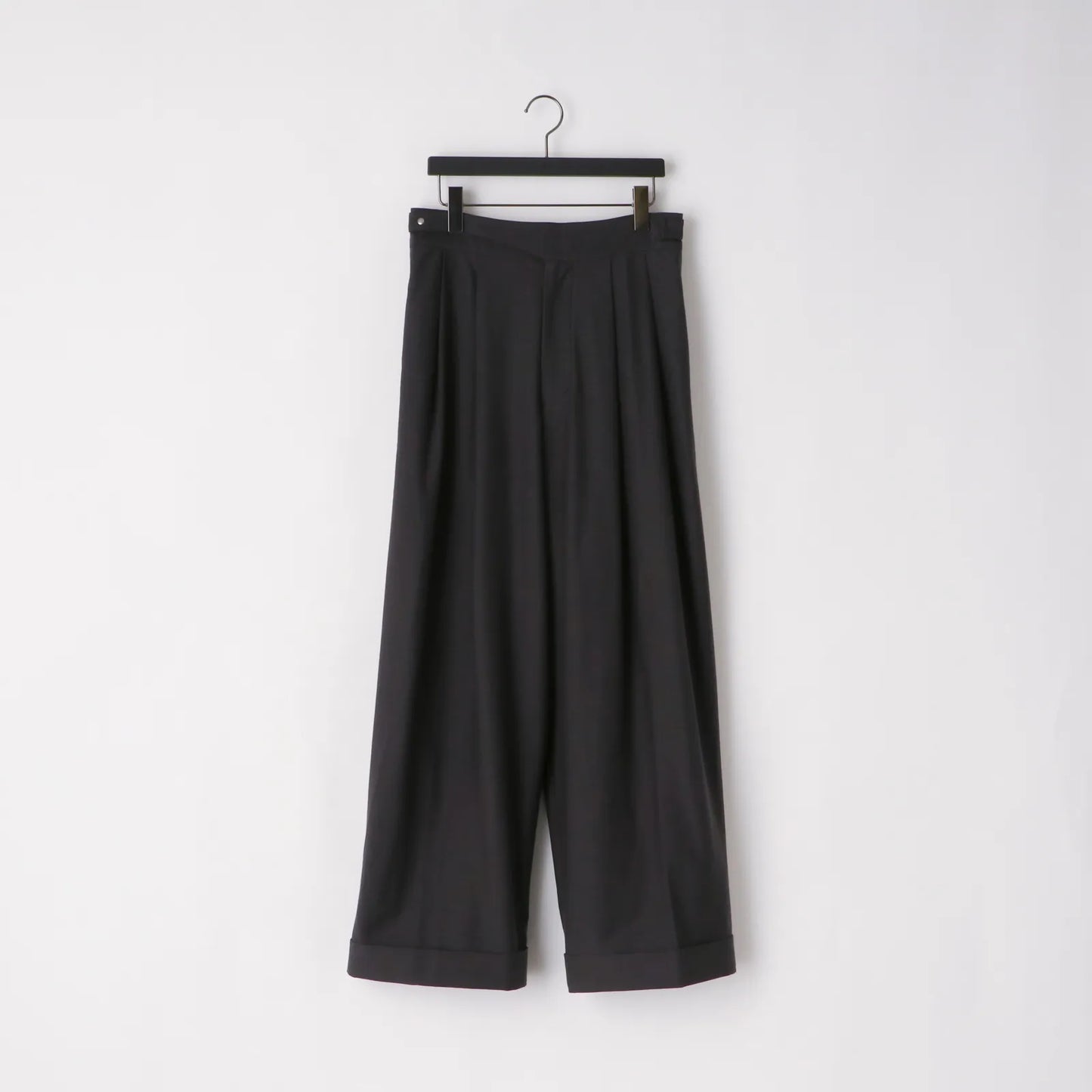 KANEMASA PHIL. - 46G SOLARO Gurkha Pants - CHARCOAL BLACK