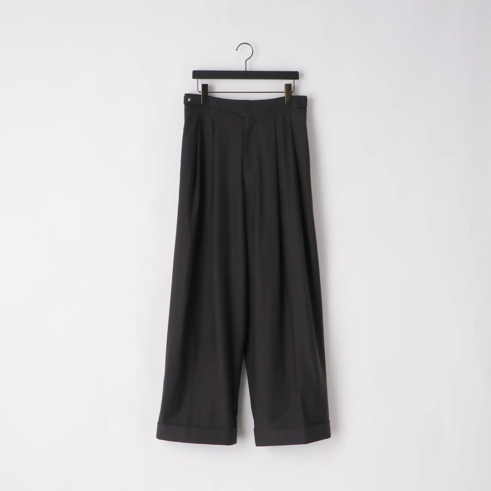 KANEMASA PHIL. - 46G SOLARO Gurkha Pants - CHARCOAL BLACK
