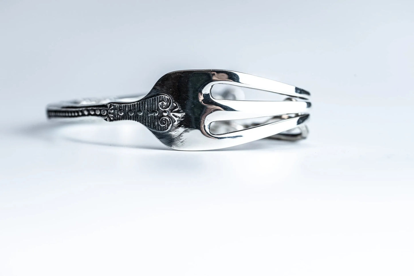 WAKAN SILVER SMITH - Antique fork bracelet - SILVER