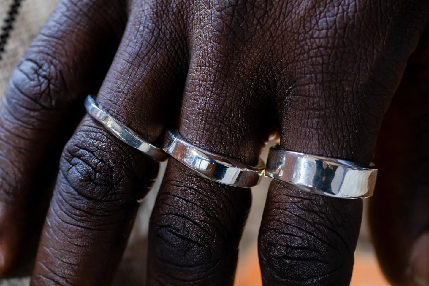 WAKAN SILVER SMITH - Side twist ring M - SILVER