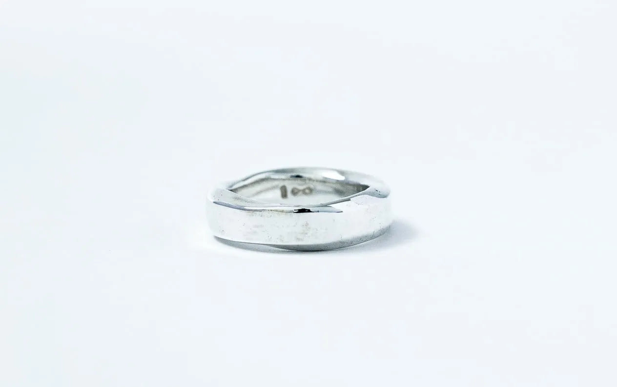 WAKAN SILVER SMITH - Side twist ring M - SILVER